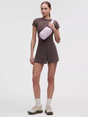 NWT Lululemon Everywhere Belt Bag/ faint lavendar 1L